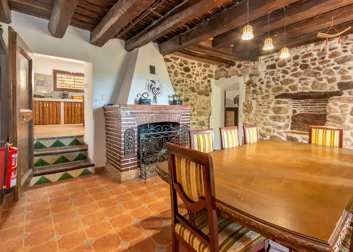 Dom wakacyjny Masia Garriga, Casa Gran Girona