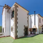 بيت للعطل Masia Garriga, Casa Gran خيرونا